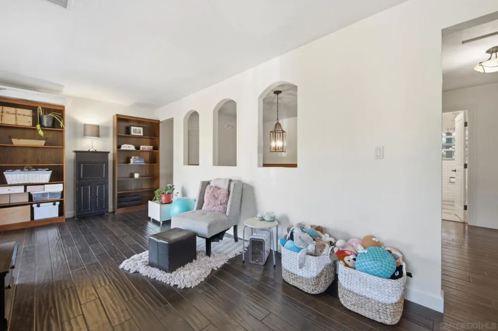 11248 Calle Oro Verde Valley Center, CA 92082