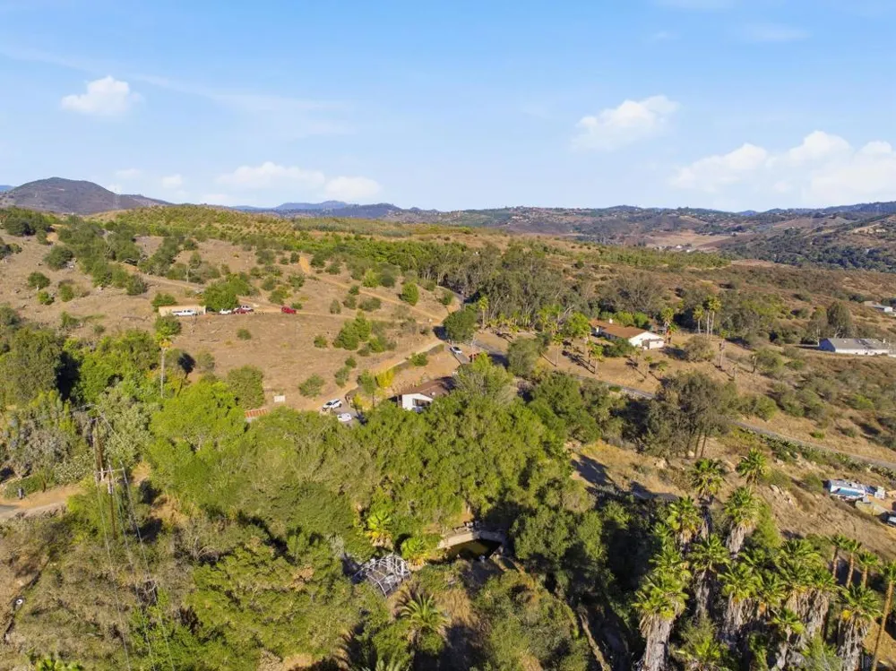 11248 Calle Oro Verde Valley Center, CA 92082