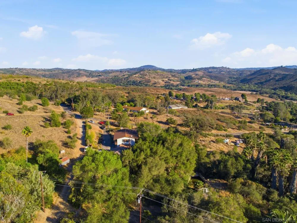 11248 Calle Oro Verde Valley Center, CA 92082