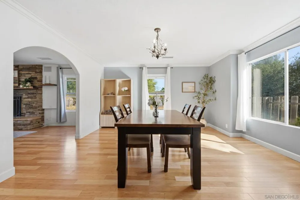 11248 Calle Oro Verde Valley Center, CA 92082