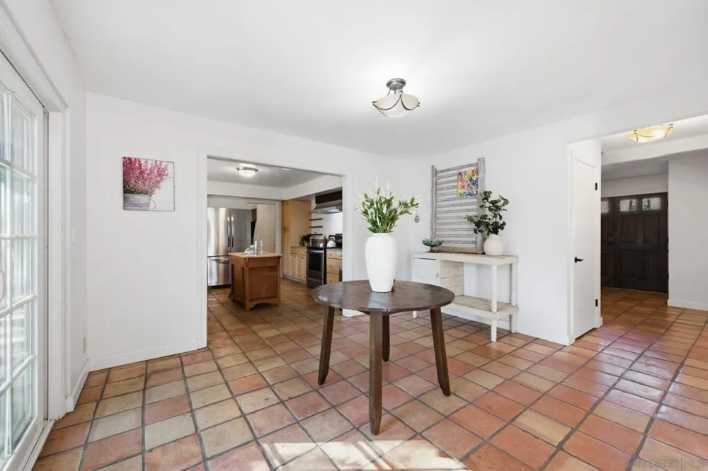 11248 Calle Oro Verde Valley Center, CA 92082