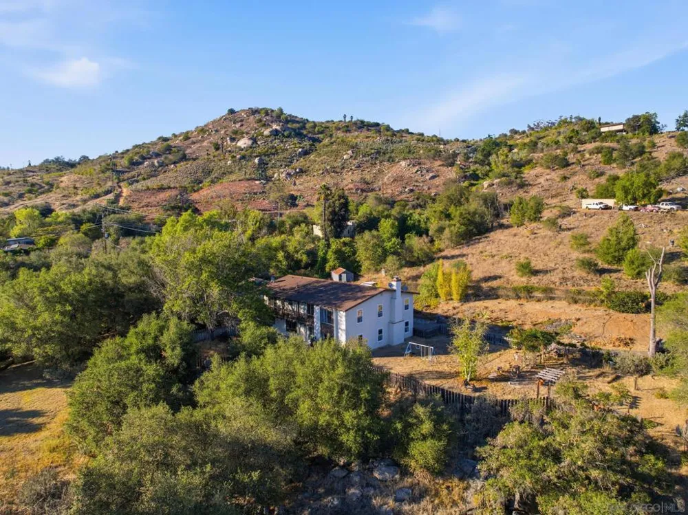 11248 Calle Oro Verde Valley Center, CA 92082