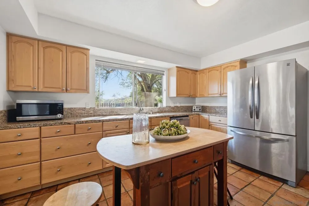11248 Calle Oro Verde Valley Center, CA 92082