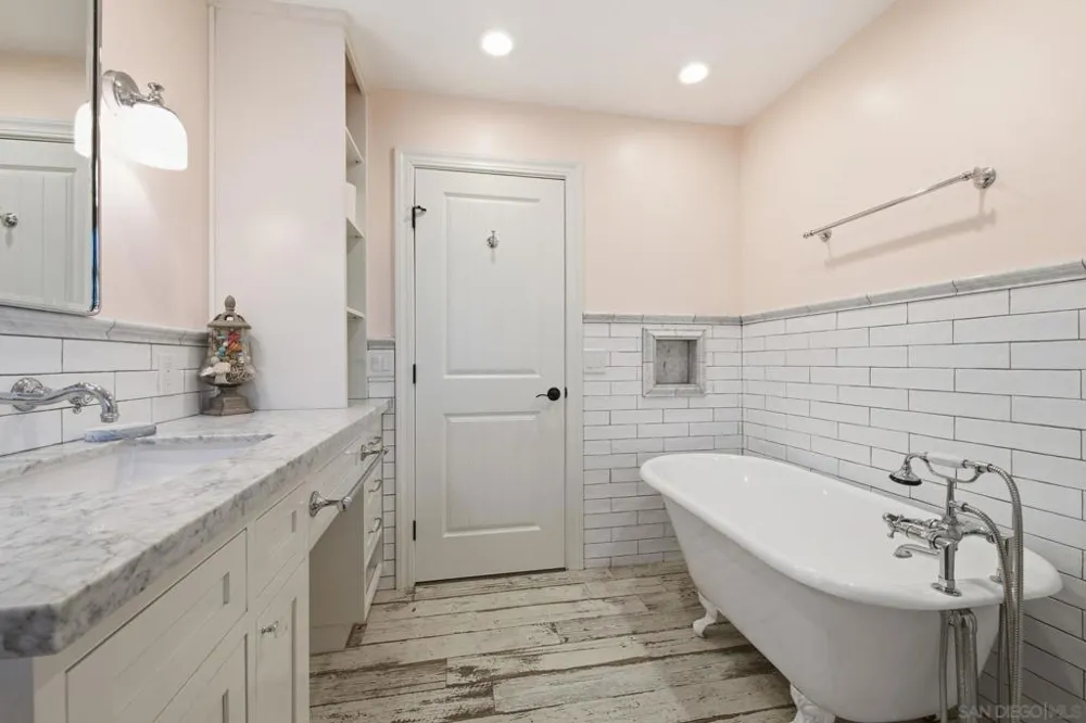 11248 Calle Oro Verde Valley Center, CA 92082