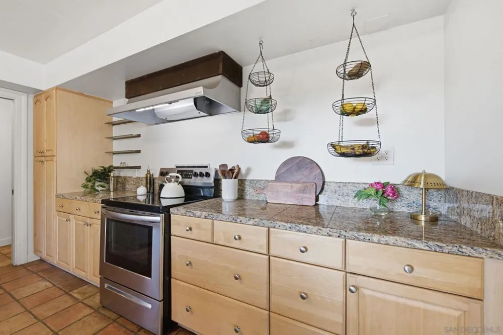 11248 Calle Oro Verde Valley Center, CA 92082