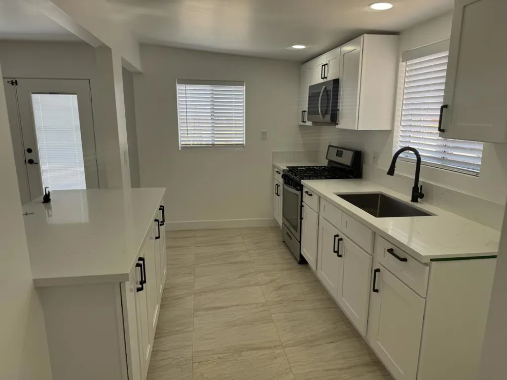 788 Cambria Avenue Landers, CA 92285