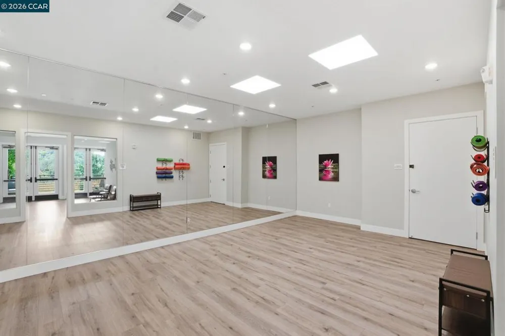 90 Woodbury Highlands Pl #16 Lafayette, CA 94549