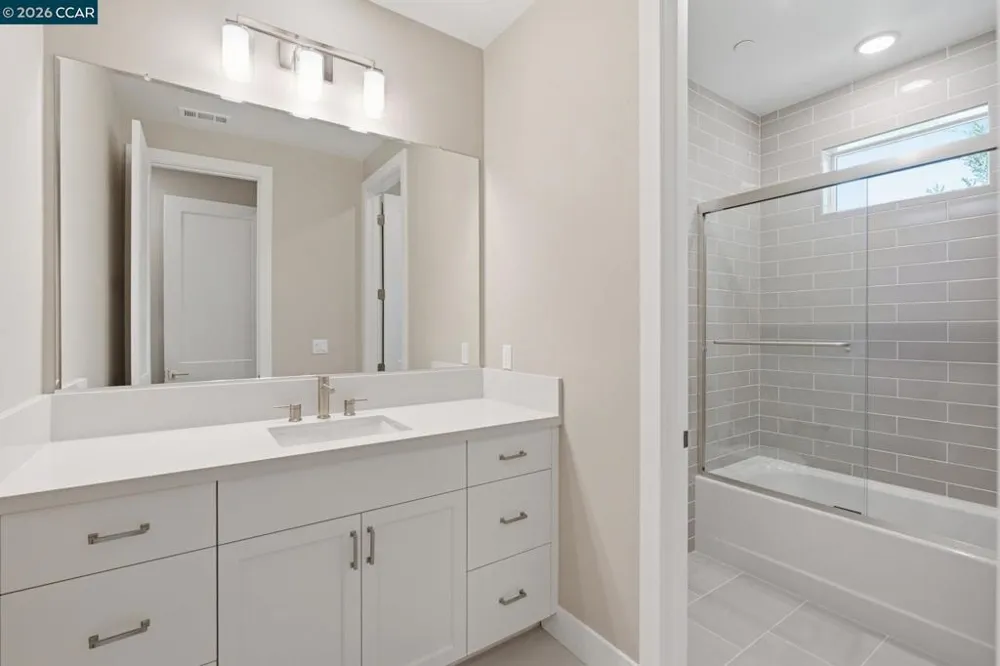 90 Woodbury Highlands Pl #16 Lafayette, CA 94549