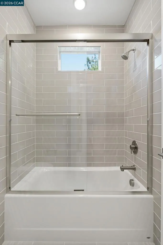 90 Woodbury Highlands Pl #16 Lafayette, CA 94549
