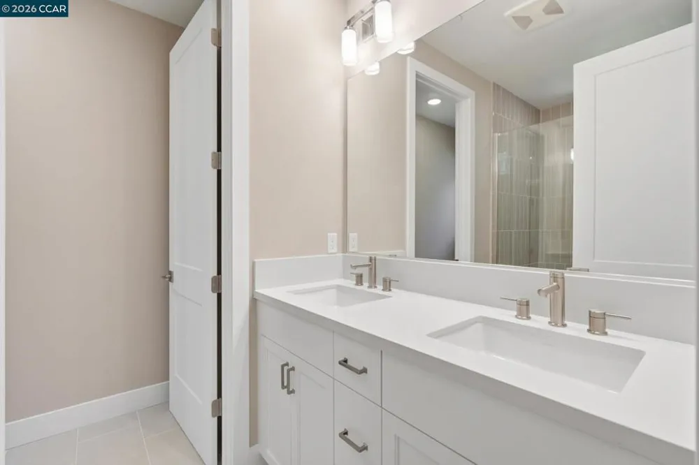 90 Woodbury Highlands Pl #16 Lafayette, CA 94549