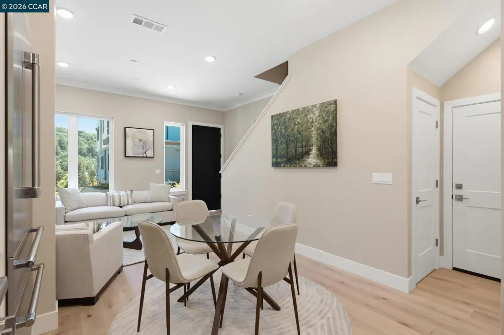 90 Woodbury Highlands Pl #16 Lafayette, CA 94549