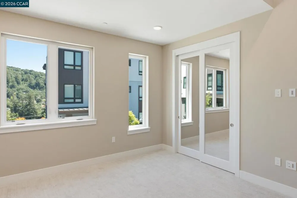 90 Woodbury Highlands Pl #16 Lafayette, CA 94549