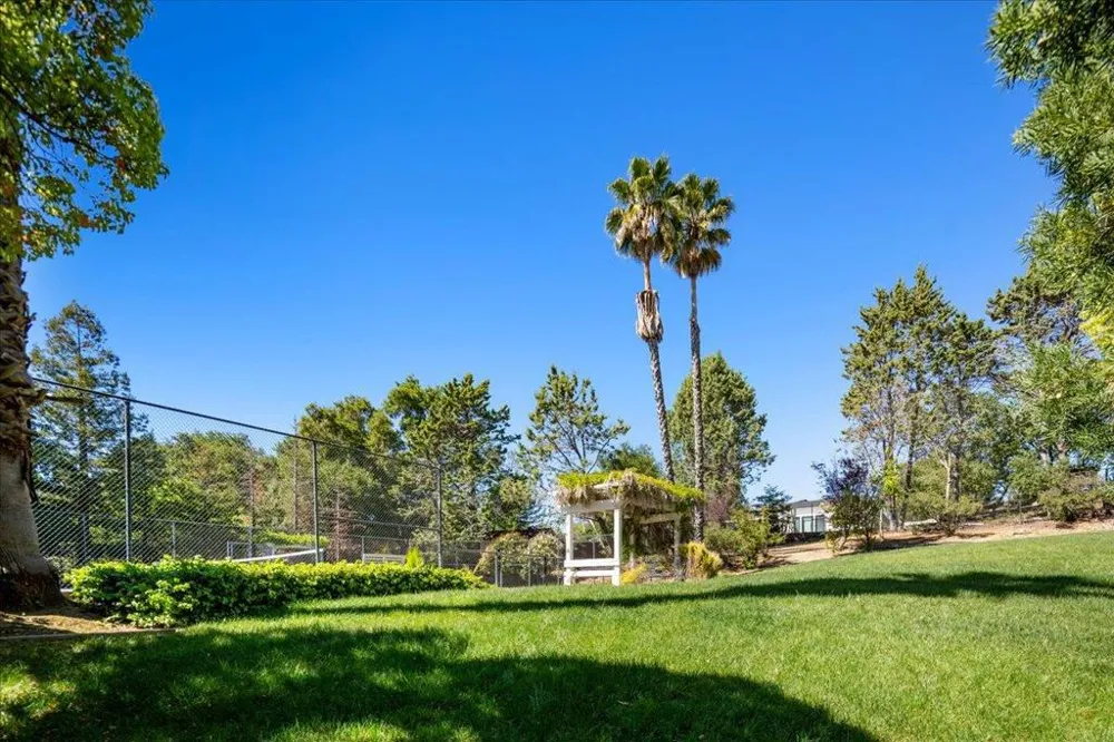20695 Rice Court Saratoga, CA 95070