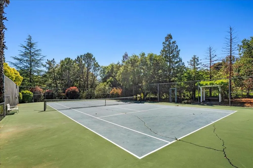20695 Rice Court Saratoga, CA 95070