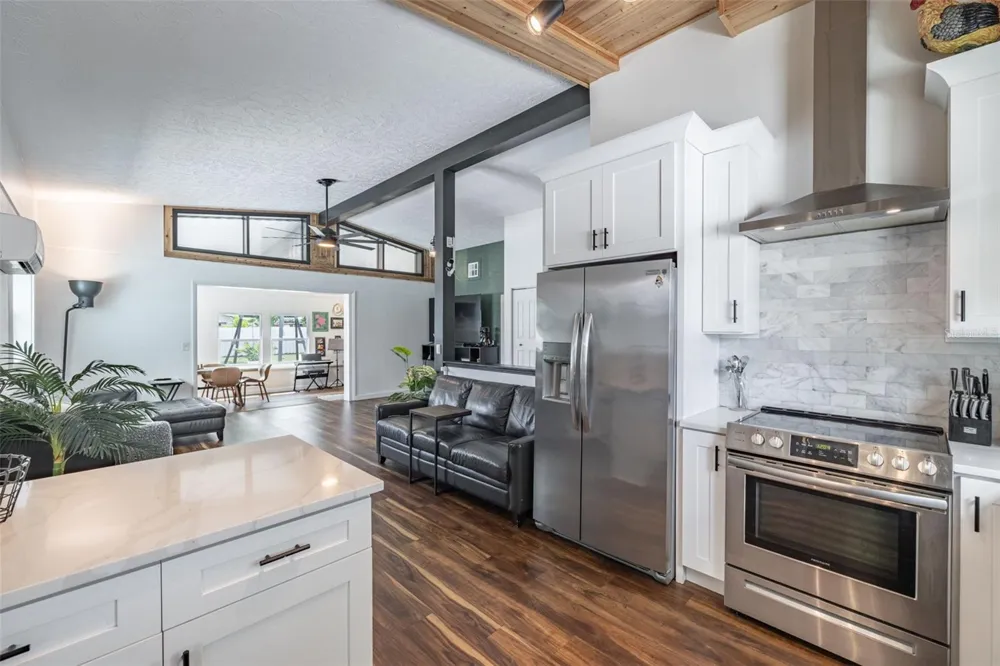 3407 29TH STREET W Bradenton, FL 34205