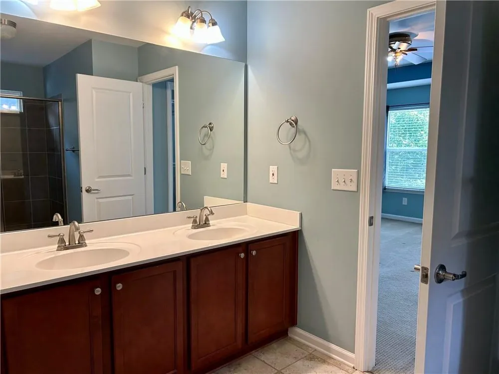 457 Cypher Drive Suwanee, GA 30024