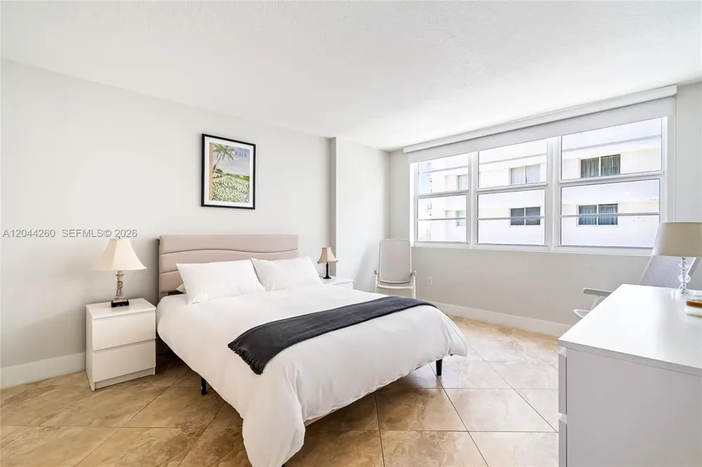 6917 Collins Ave #1012 Miami Beach, FL 33141