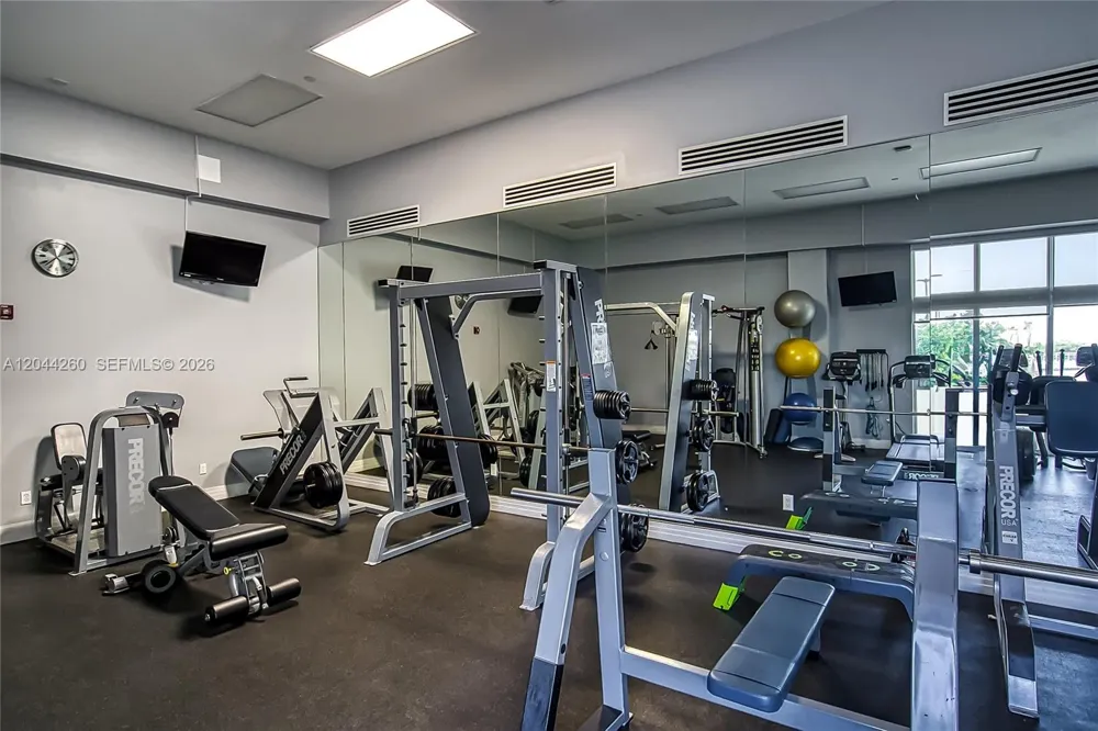 6917 Collins Ave #1012 Miami Beach, FL 33141