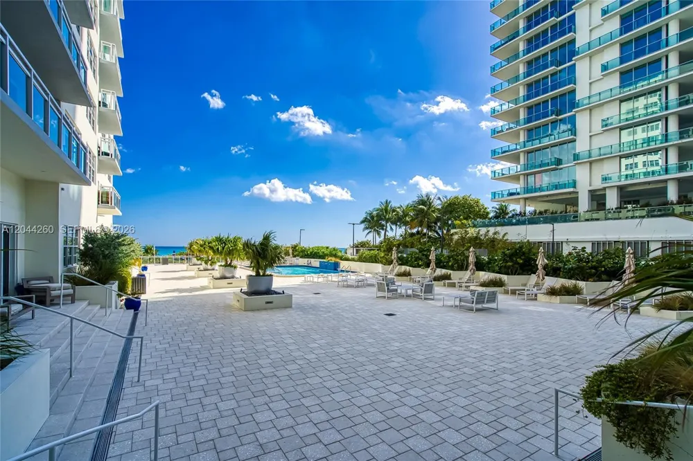 6917 Collins Ave #1012 Miami Beach, FL 33141