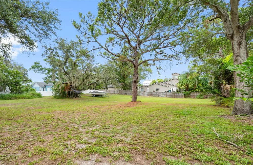0 PENNSYLVANIA AVENUE Palm Harbor, FL 34683