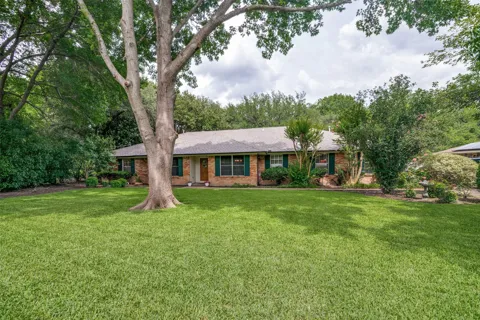 5802 Pecan Grove Drive