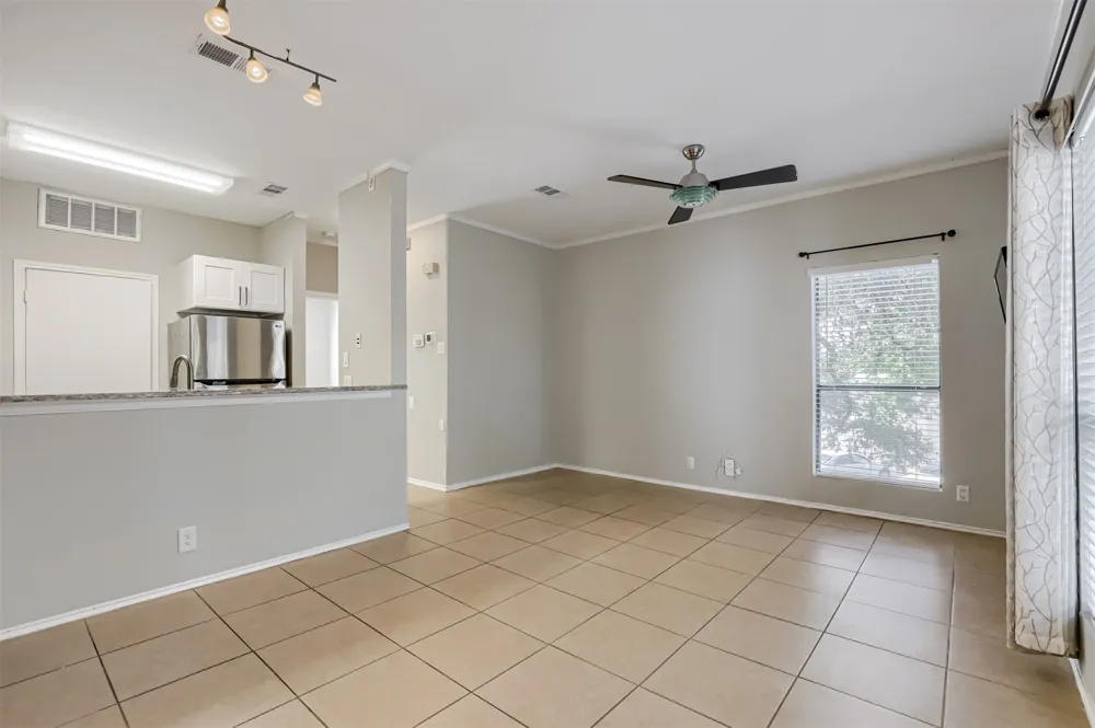 802 S 1st Street #206 Austin, TX 78704