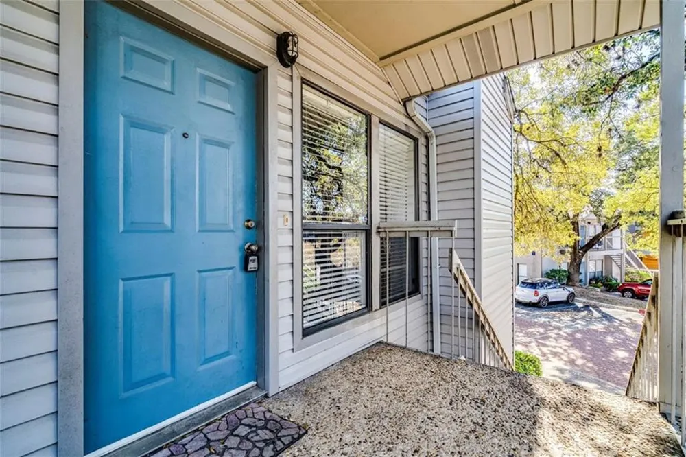 802 S 1st Street #206 Austin, TX 78704