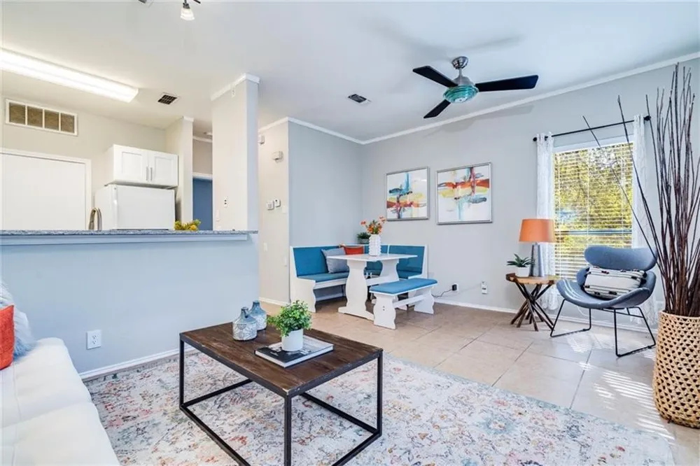 802 S 1st Street #206 Austin, TX 78704