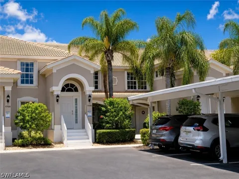 Colonial Country Club Boulevard #1708