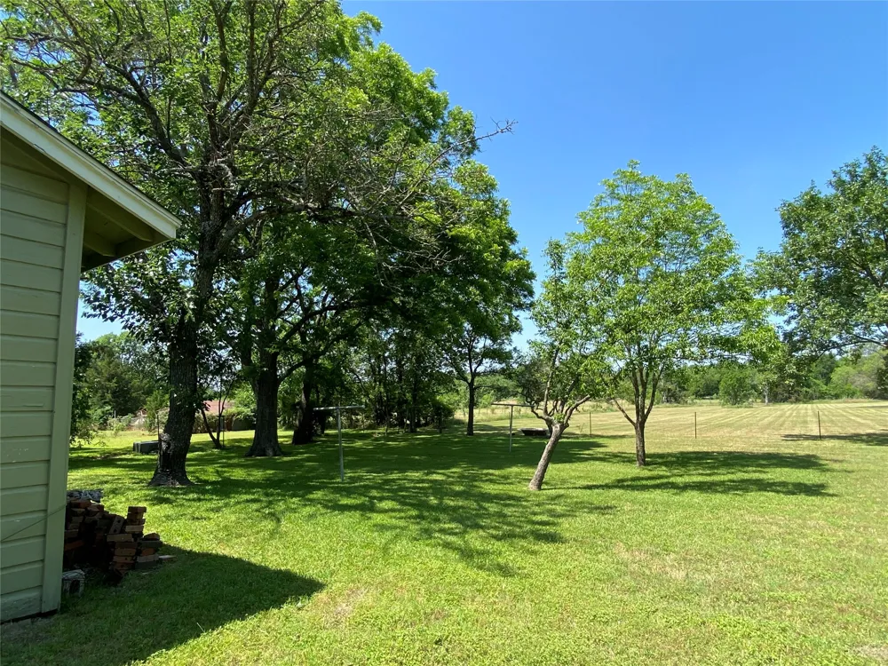 516 S Mckinney Street Mexia, TX 76667