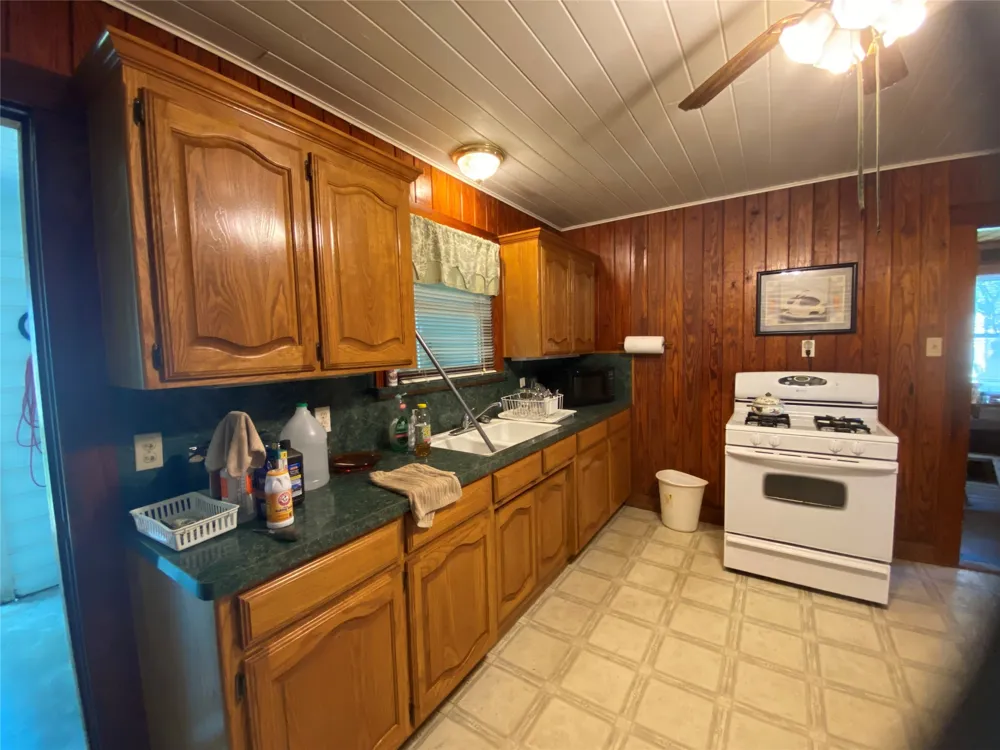 516 S Mckinney Street Mexia, TX 76667
