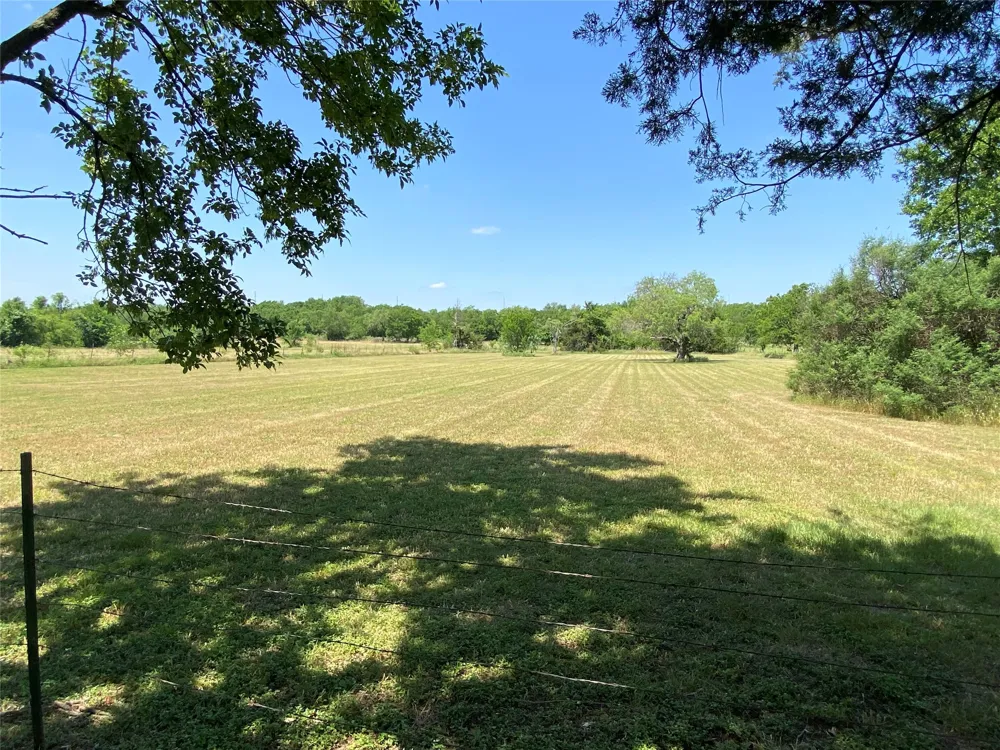 516 S Mckinney Street Mexia, TX 76667