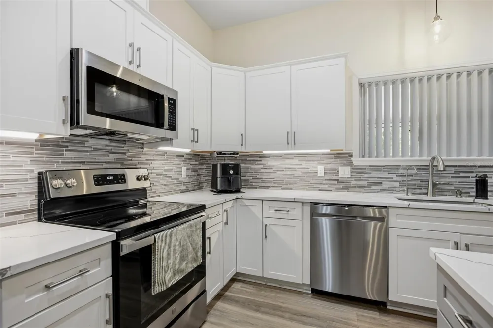 7517 NE 221ST STREET Melrose, FL 32666