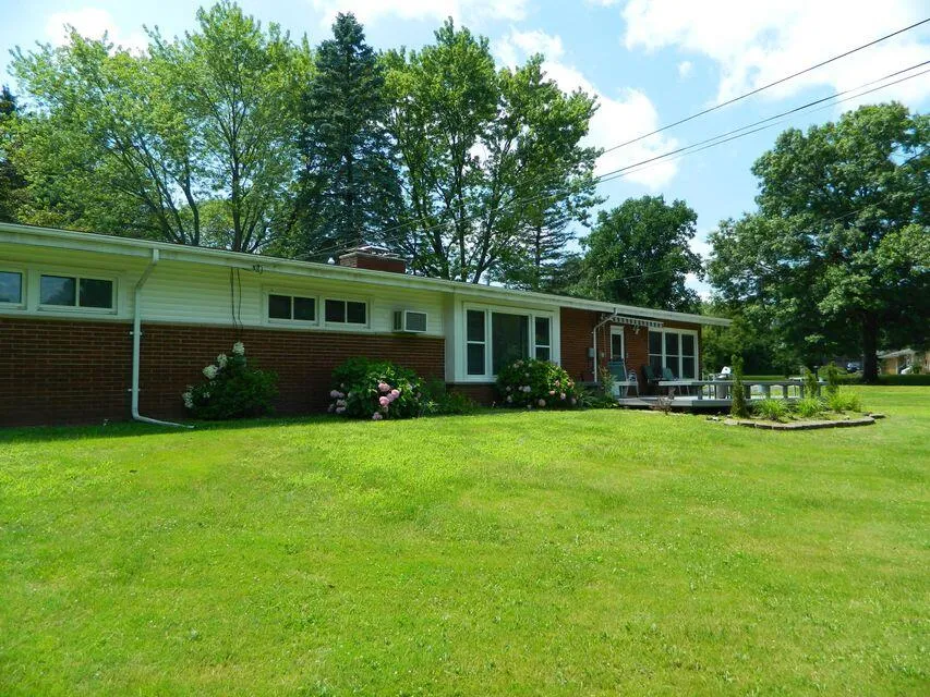 26150 Barbados Road Farmington, MI 48335