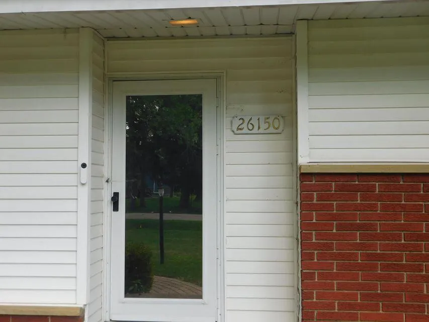 26150 Barbados Road Farmington, MI 48335