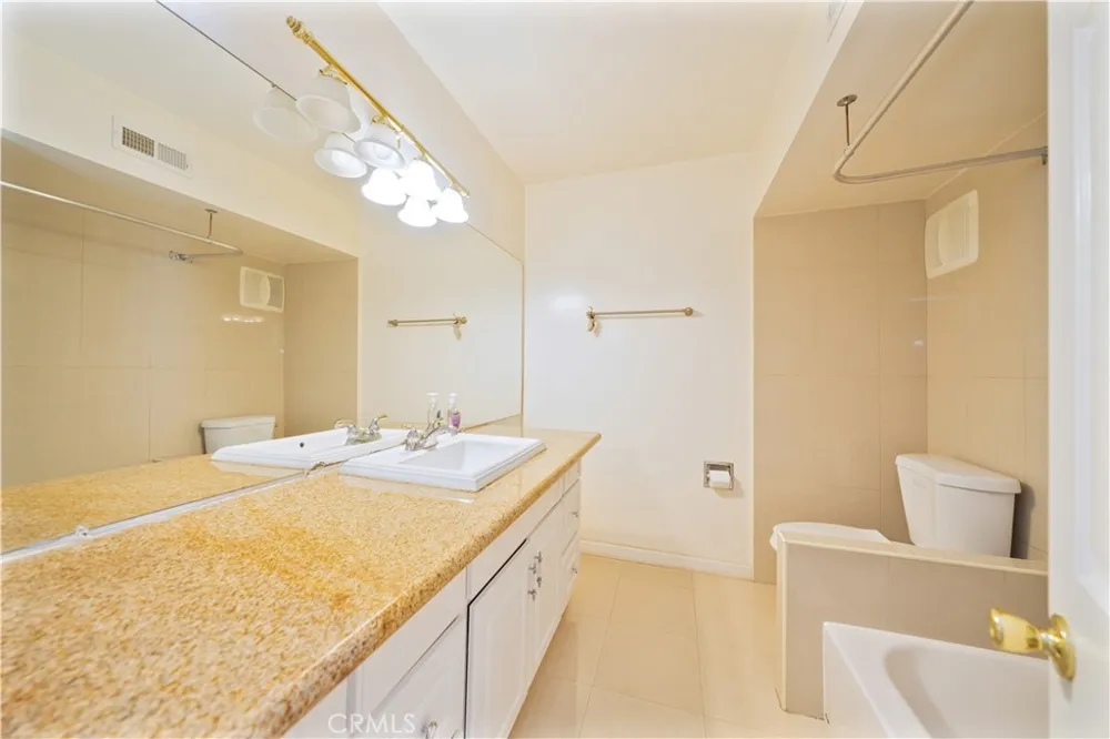 1200 W Huntington #20 Arcadia, CA 91007