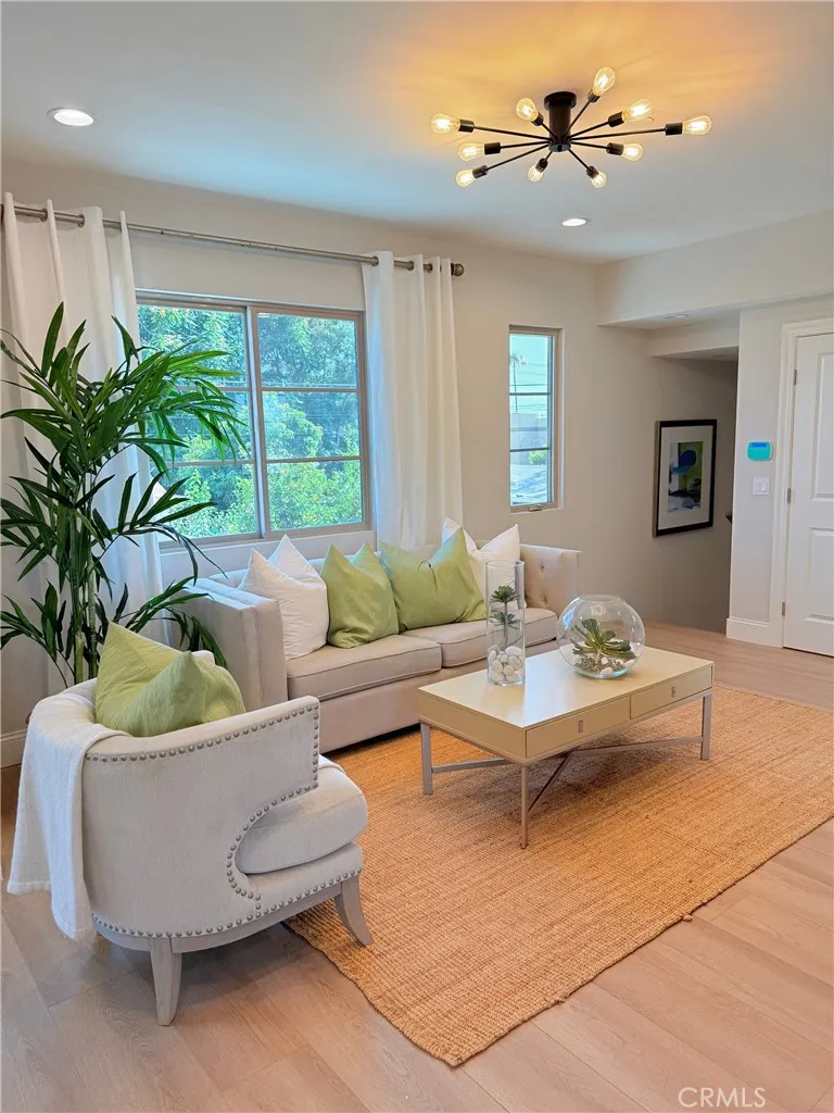 4437 Stewart #E Baldwin Park, CA 91706