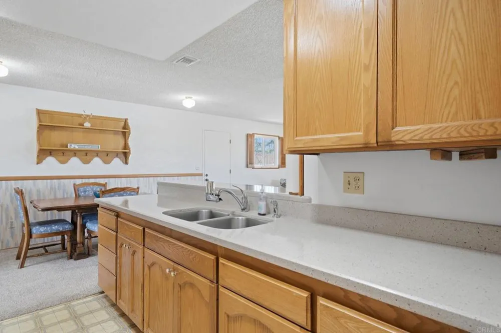 2121 E 4Th Street National City, CA 91950