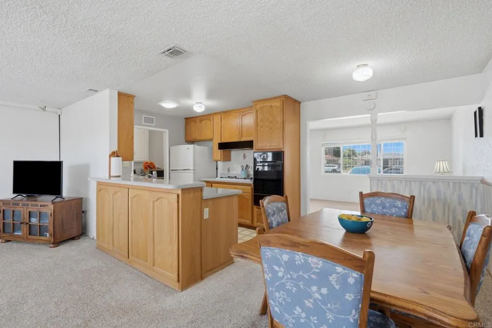 2121 E 4Th Street National City, CA 91950