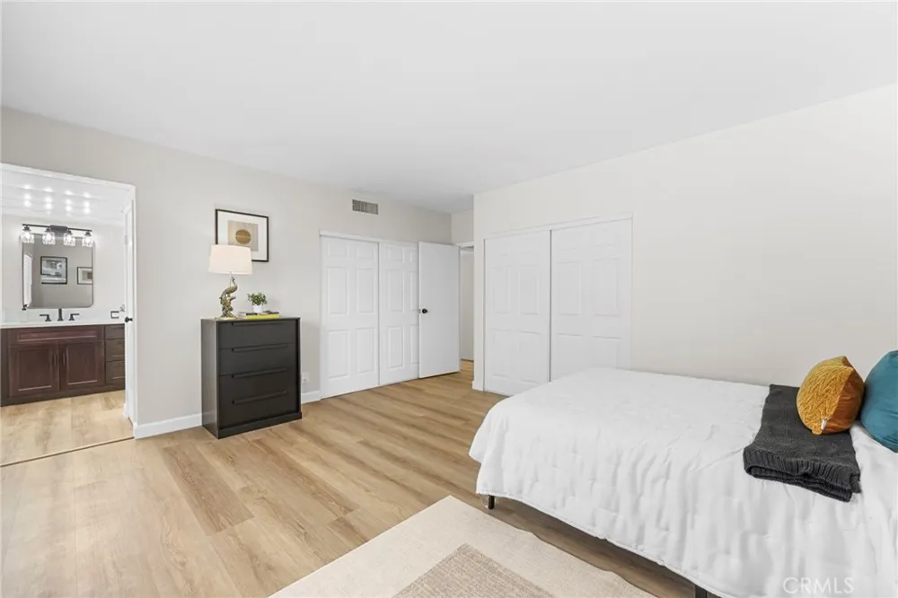 1323 Spurgeon #2 Santa Ana, CA 92701