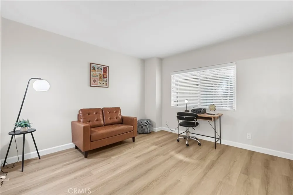 1323 Spurgeon #2 Santa Ana, CA 92701