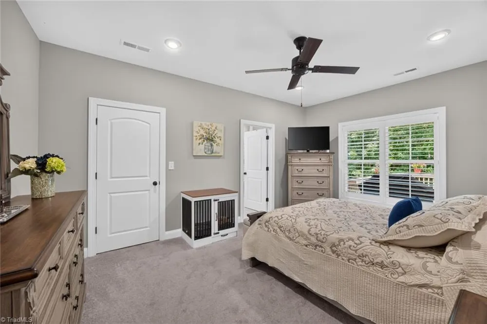1201 Plantation Village Drive Clemmons, NC 27012