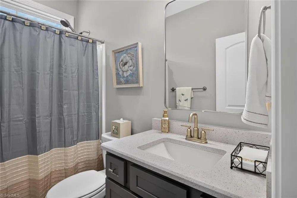 1201 Plantation Village Drive Clemmons, NC 27012