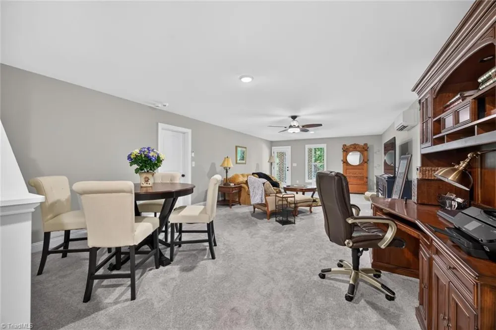 1201 Plantation Village Drive Clemmons, NC 27012