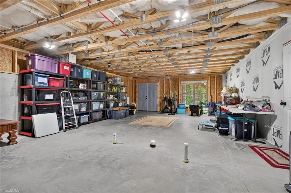 1201 Plantation Village Drive Clemmons, NC 27012