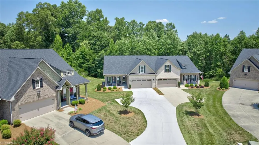 1201 Plantation Village Drive Clemmons, NC 27012
