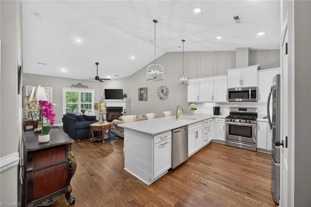 1201 Plantation Village Drive Clemmons, NC 27012
