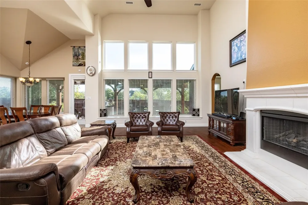 6728 S Fork Drive North Richland Hills, TX 76182