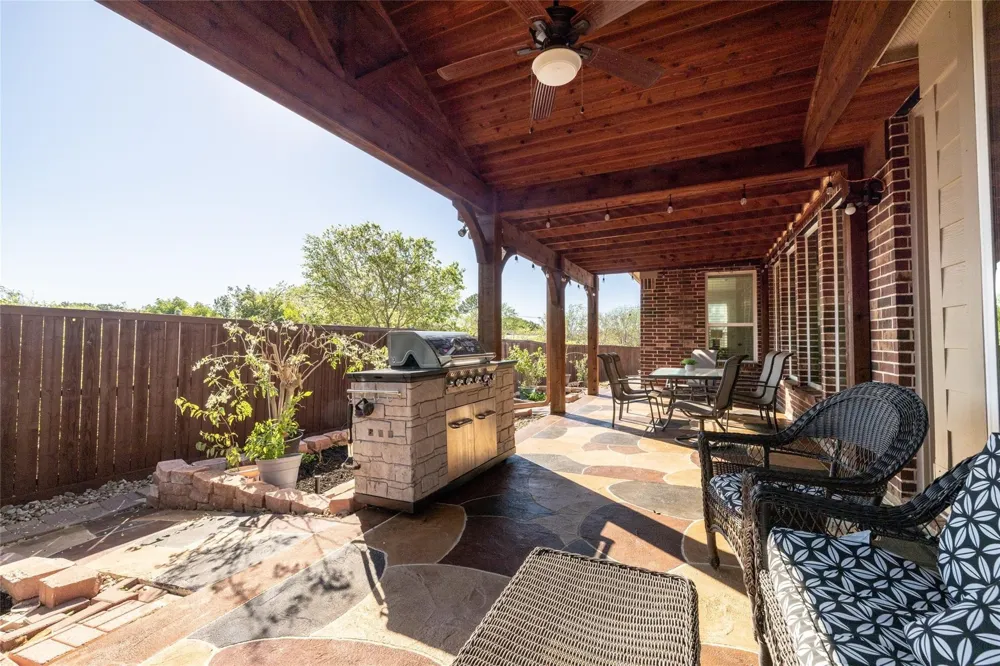 6728 S Fork Drive North Richland Hills, TX 76182