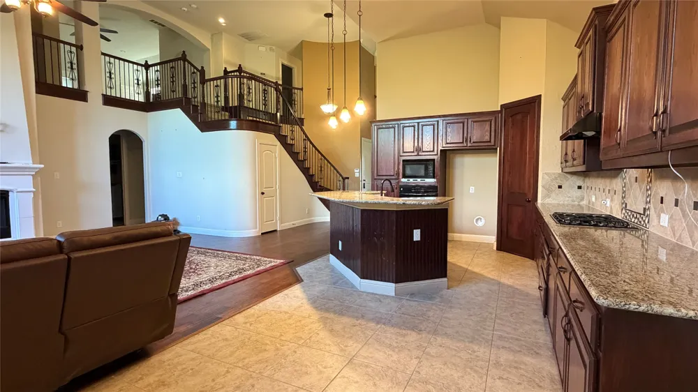 6728 S Fork Drive North Richland Hills, TX 76182